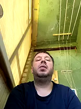 Yui-Ch – webcam model profile photo Image 3