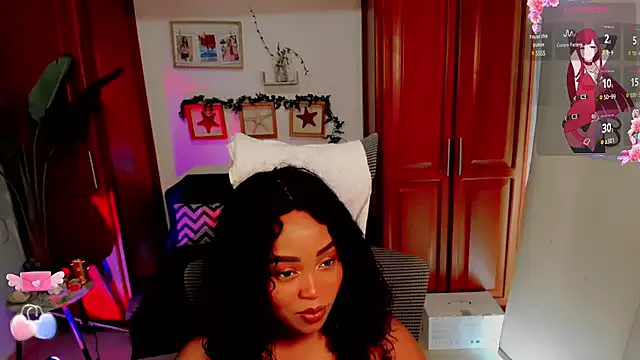 roouse – webcam model profile photo Image 12
