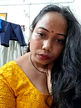 maataaan – webcam model profile photo Image 11