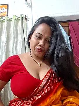 maataaan – webcam model profile photo Image 17