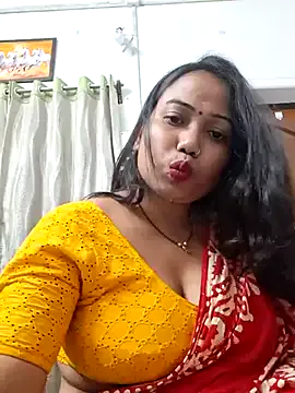 maataaan – webcam model profile photo Image 2