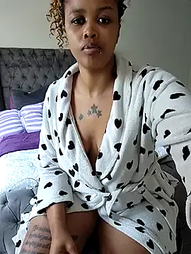 Mary-JP – webcam model profile photo Image 2