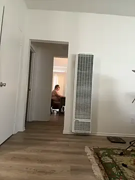 roouse – webcam model profile photo Image 16