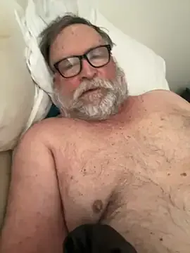 roouse – webcam model profile photo Image 7