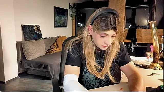 MagdaXMonique – webcam model profile photo Image 12