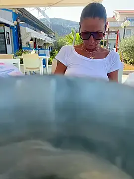 Mary_bby – webcam model profile photo Image 3