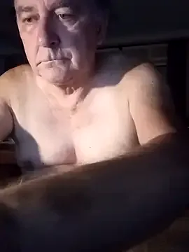 seraphine23 – webcam model profile photo Image 16