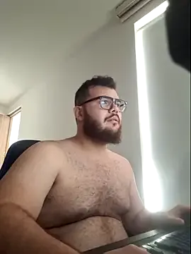 Edmund98 – webcam model profile photo