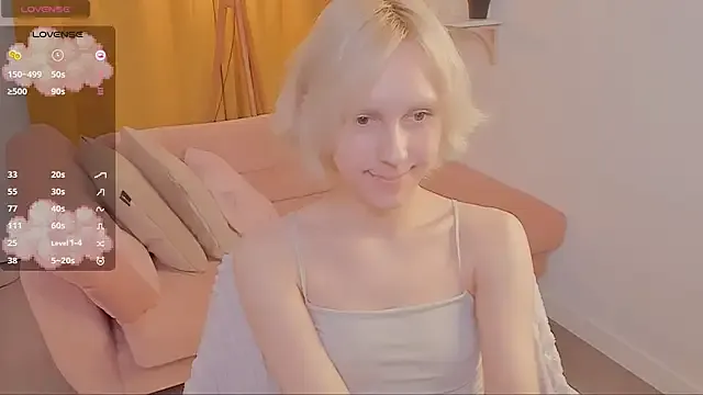 roouse – webcam model profile photo Image 16