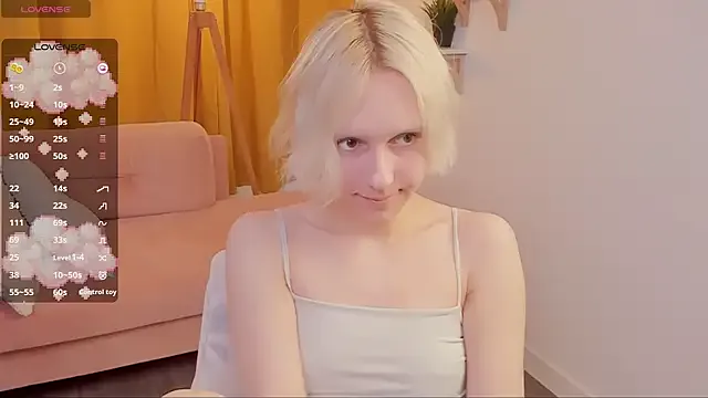 roouse – webcam model profile photo Image 2