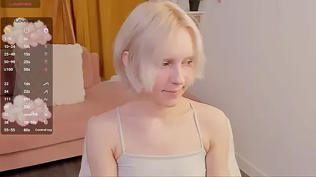 roouse – webcam model profile photo Image 3