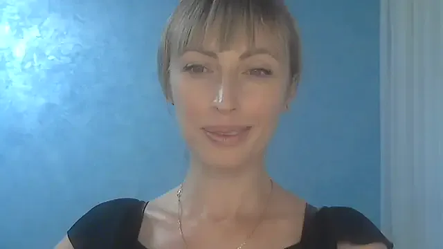 roouse – webcam model profile photo Image 9