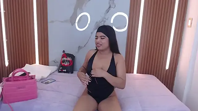 elara_rose Image 17