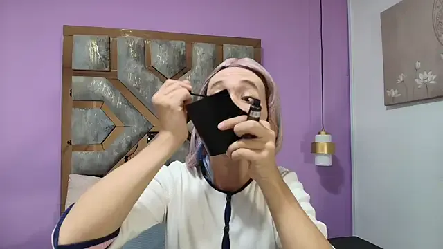 yumiandtsuki – webcam model profile photo Image 3