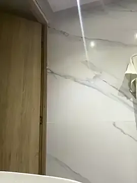 Humsafa-13 – webcam model profile photo Image 4