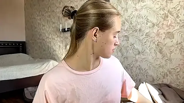 Rodrigues_Lucas – webcam model profile photo Image 6