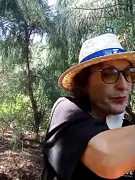 dirtypub – webcam model profile photo Image 10