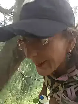 dirtypub – webcam model profile photo Image 11