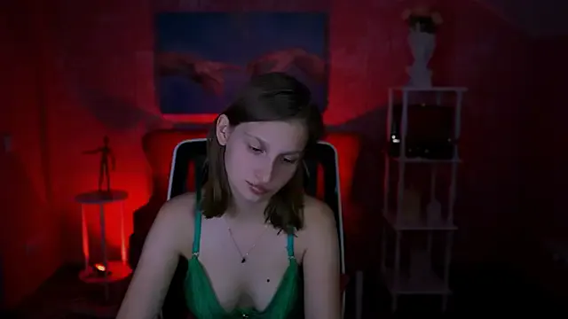 Queen_Doll – webcam model profile photo Image 14