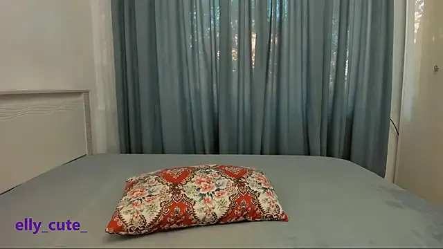 Nonchan_ – webcam model profile photo Image 19