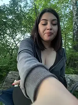 EllyBigTits Image 2