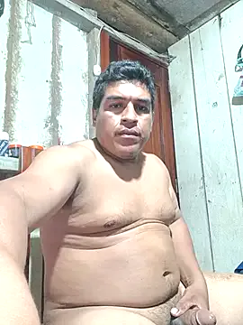 roouse – webcam model profile photo Image 3
