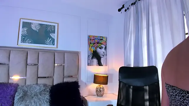 Emelie_Ch1 Image 4