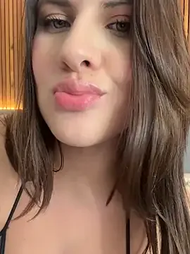 EmiilyAdams_'s Thumb Image