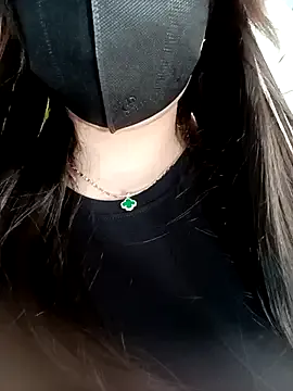 HannaXLove – webcam model profile photo Image 4