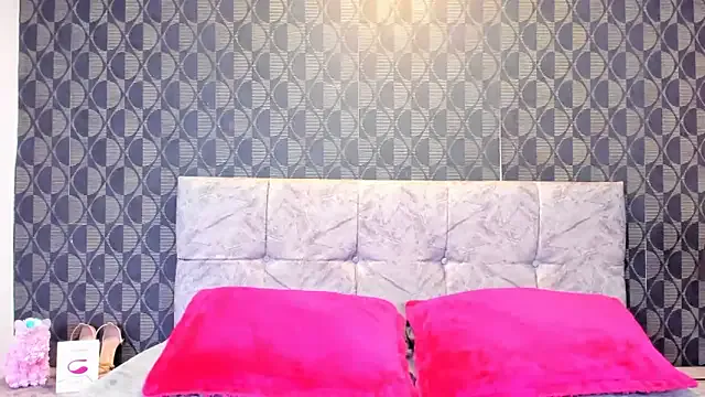 Rinamay_ – webcam model profile photo Image 4