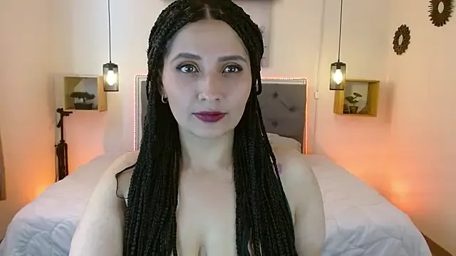  – webcam model profile photo Image 5
