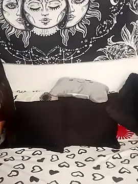 emily_n_abby – webcam model profile photo