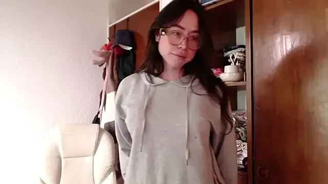 yiyi5588 – webcam model profile photo Image 18