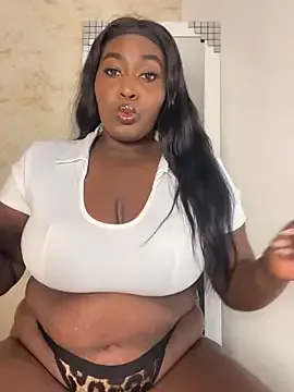DandanBurgerking – webcam model profile photo Image 15