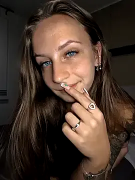 emma4xxx Image 2