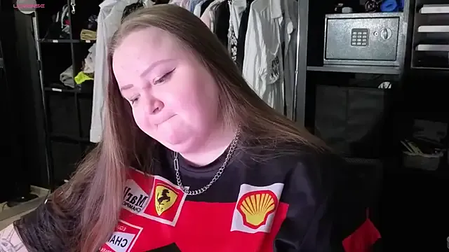 841_yayoi – webcam model profile photo Image 4