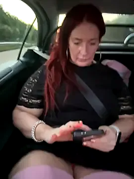 Mia--meow – webcam model profile photo Image 10