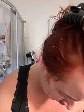 Mia--meow – webcam model profile photo Image 15