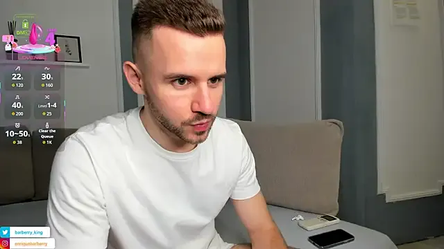  – webcam model profile photo Image 18