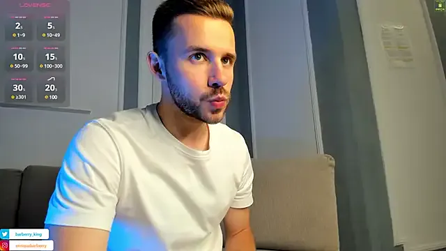  – webcam model profile photo Image 3