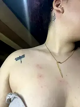 841_yayoi – webcam model profile photo Image 5