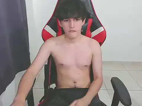  – webcam model profile photo Image 6
