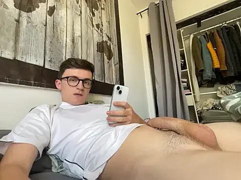 dirtypub – webcam model profile photo Image 7