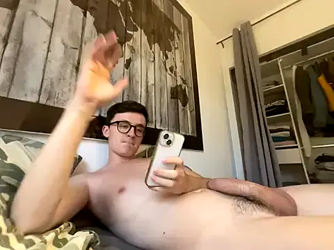 dirtypub – webcam model profile photo Image 9