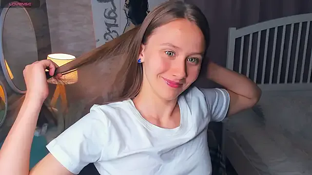 Nonchan_ – webcam model profile photo Image 10