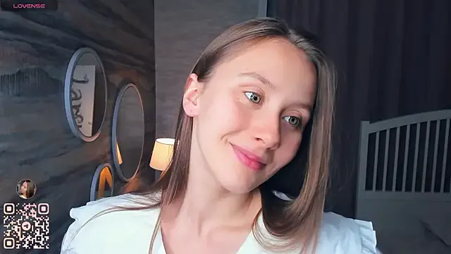 Nonchan_ – webcam model profile photo Image 14