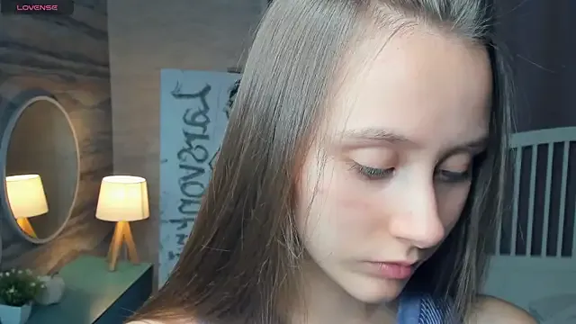 Nonchan_ – webcam model profile photo Image 7