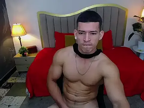 maataaan – webcam model profile photo Image 9