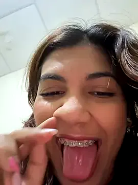 Juice_Bunny – webcam model profile photo Image 15