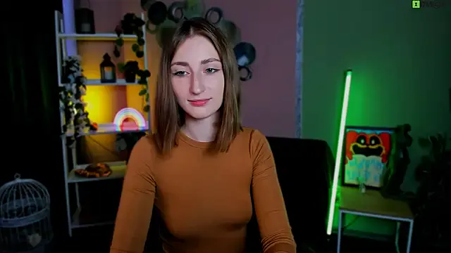  – webcam model profile photo Image 15